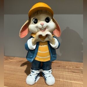 NWT Adorable Bunny Easter Decor